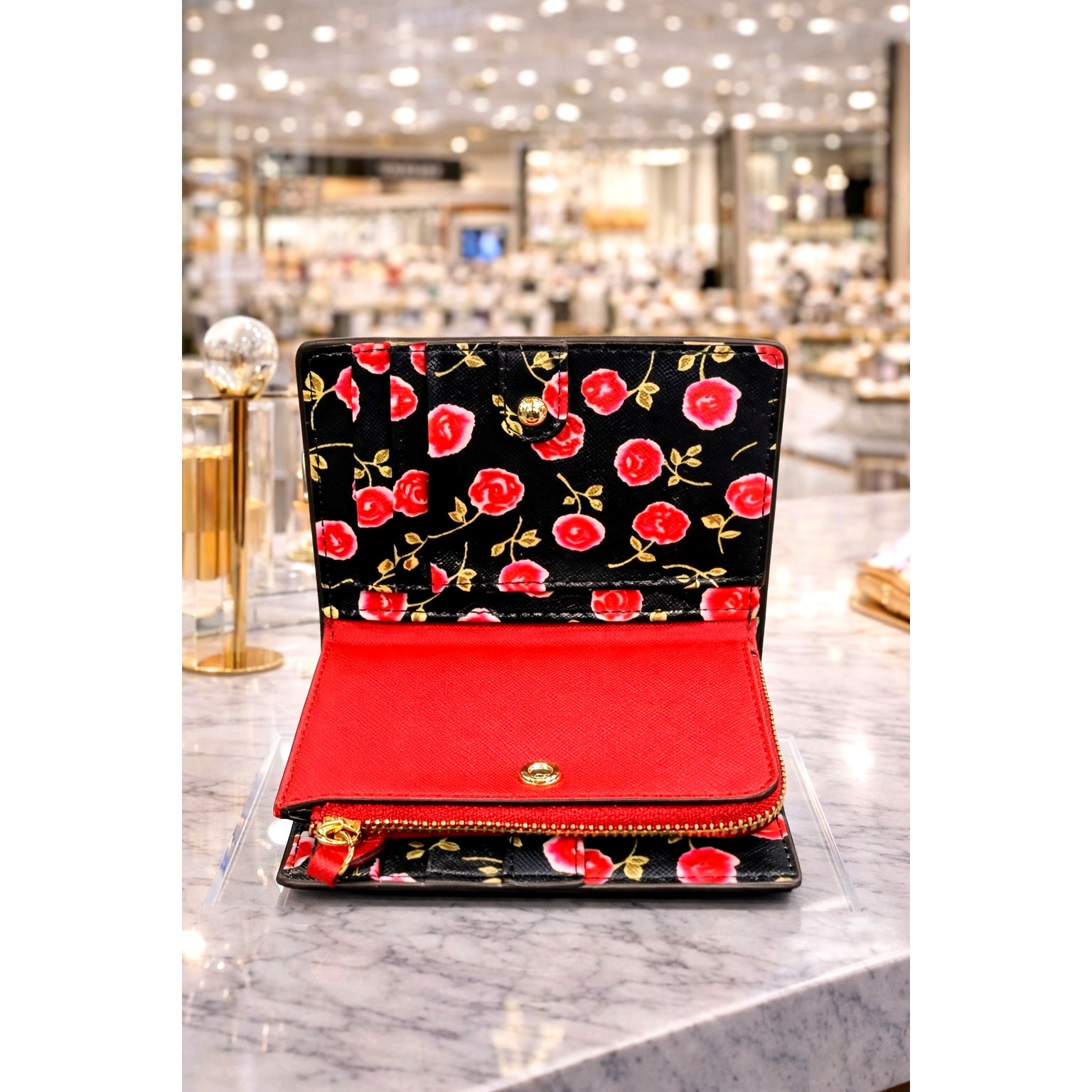 Kate Spade Laurel Way Hazy Rose Small Shawn Red With Roses Inside